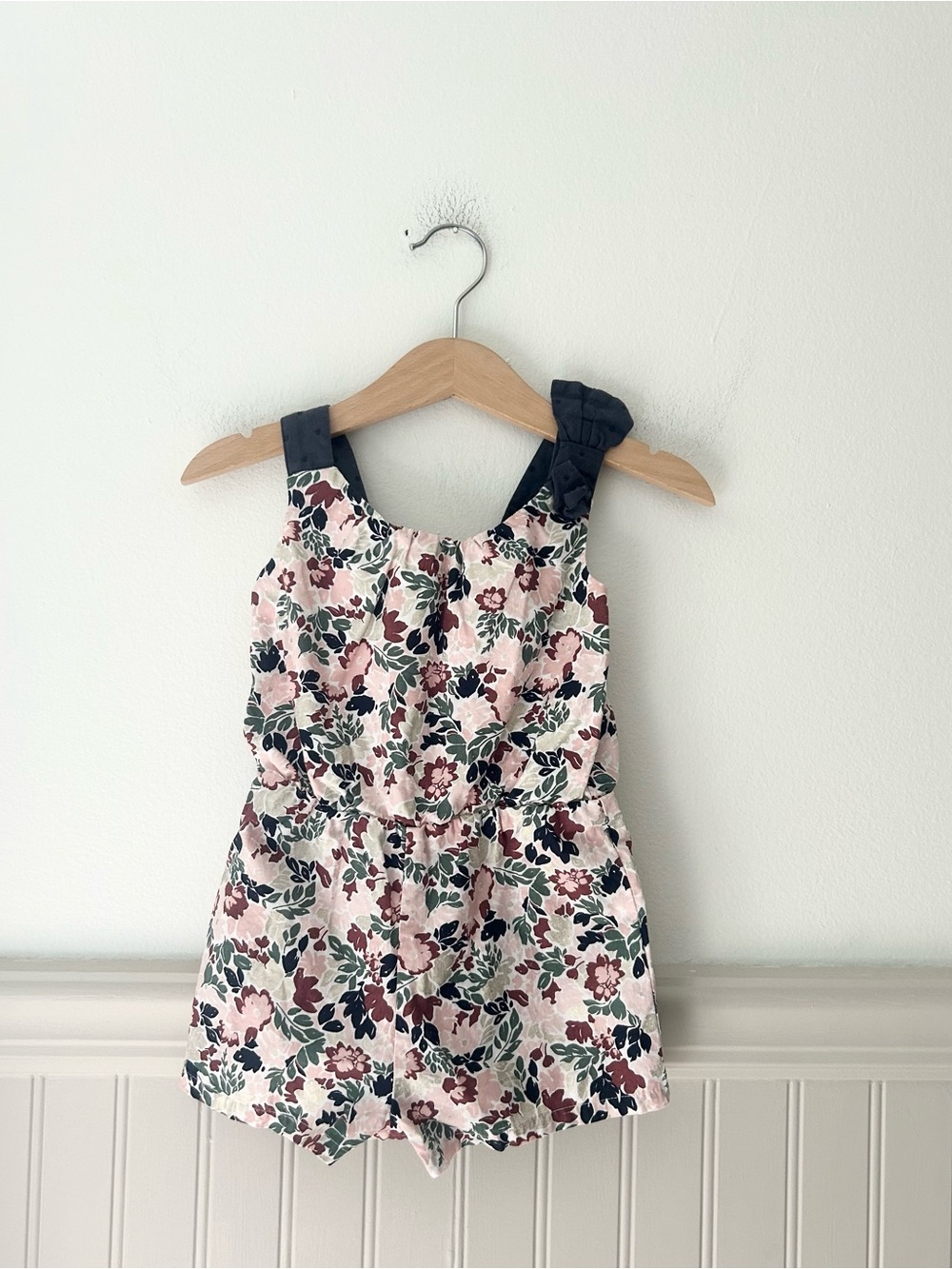 Tommy Bahama Pink Floral Romper 12 Months Navy Straps Snap Closure